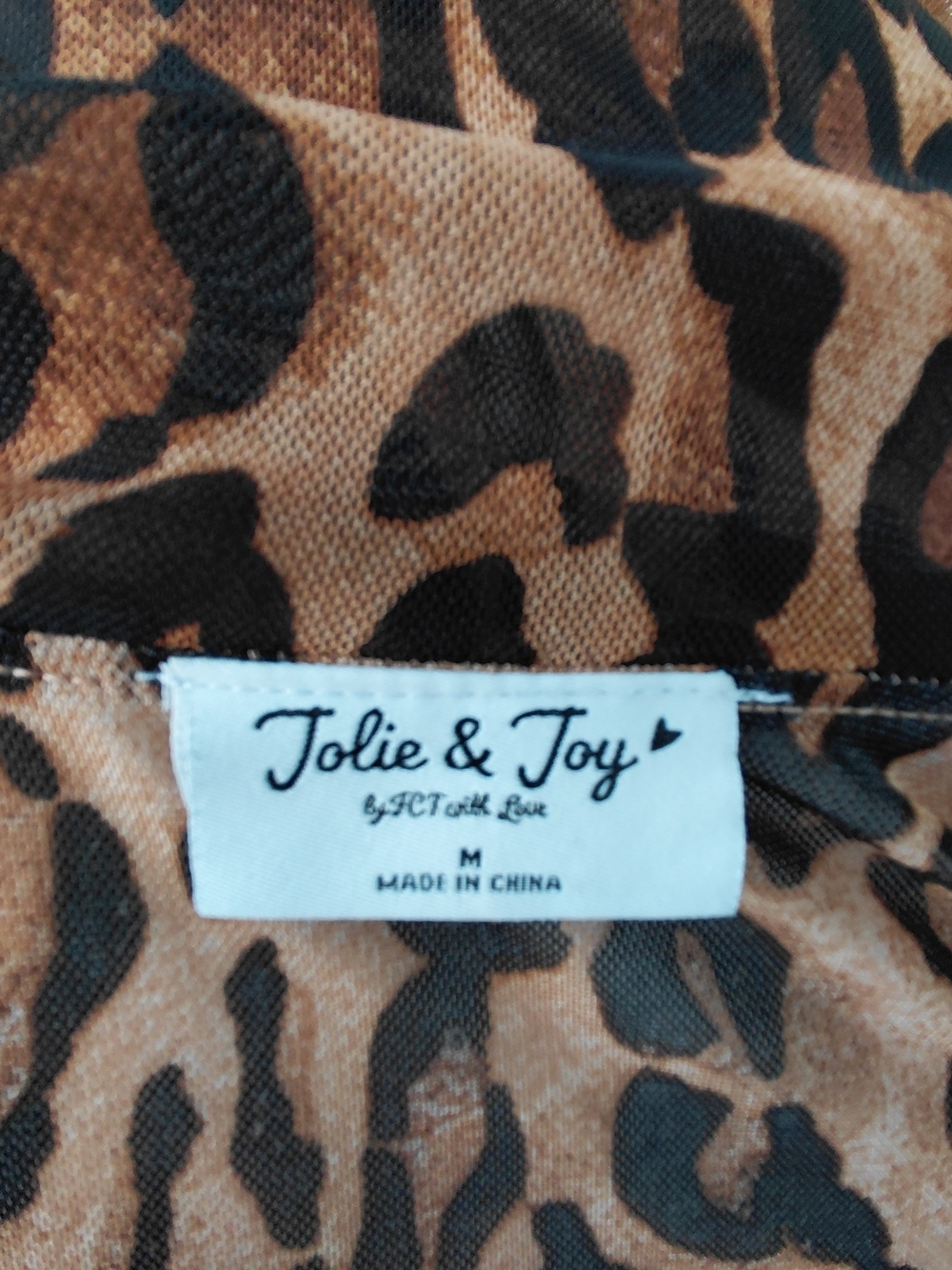 Jolie & Joy Leopard Print Off Shoulder Top Mesh Ruched Long Sleeve Size M - Picture 7 of 8